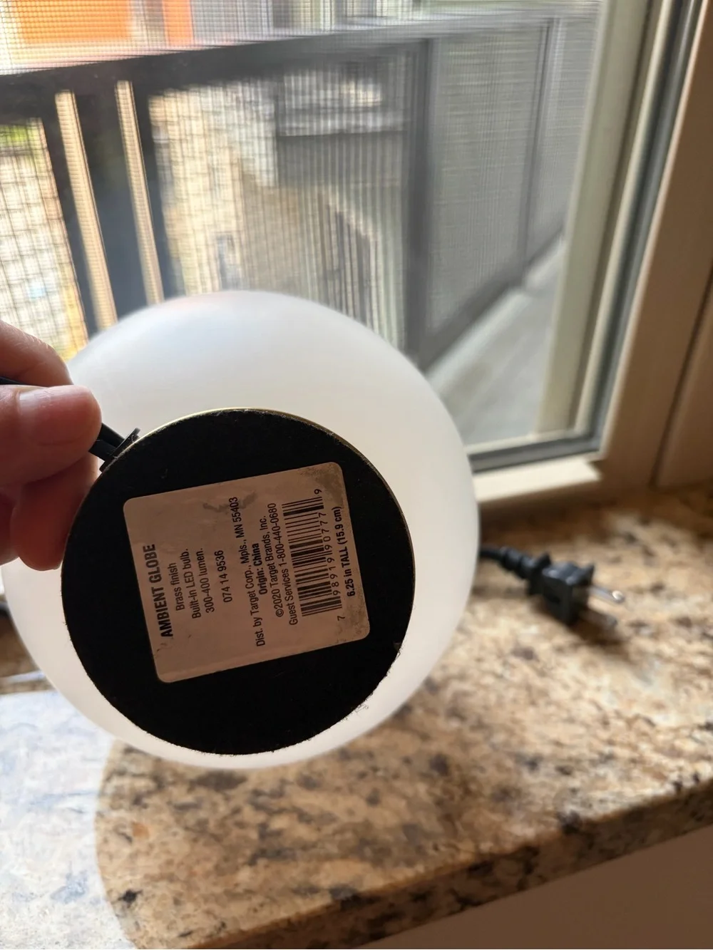 Target round white